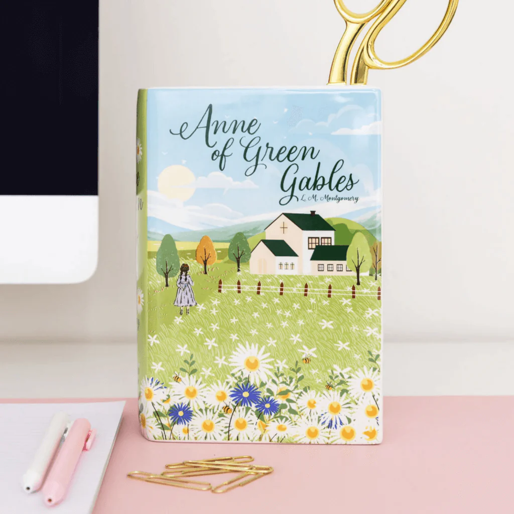 Anne of Green Gables Meadow Book Vase - Image 4