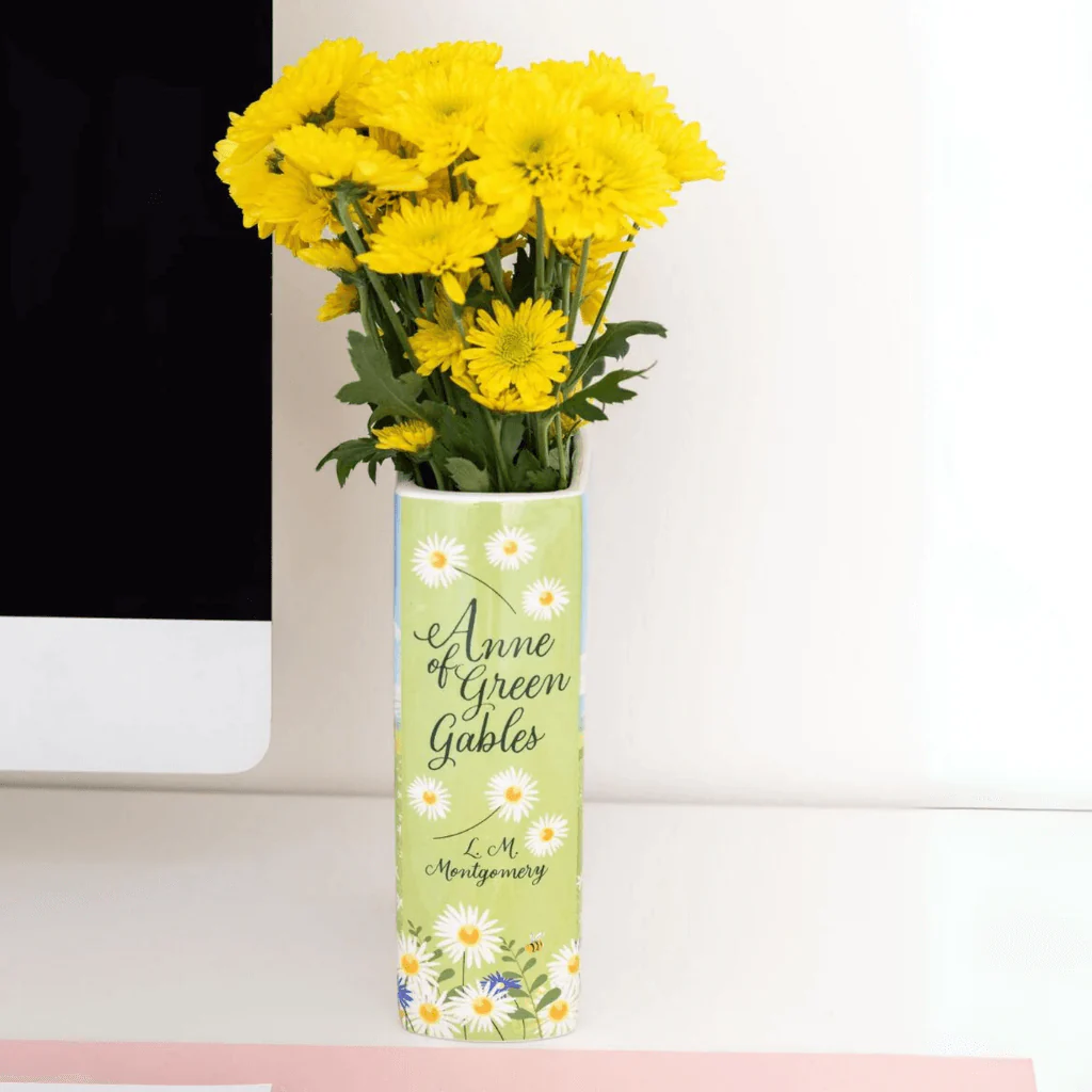 Anne of Green Gables Meadow Book Vase - Image 5