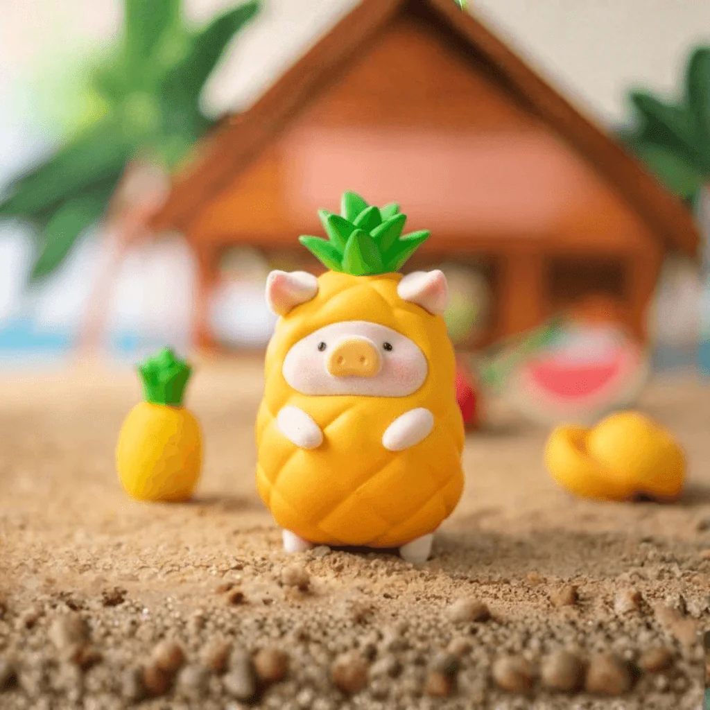 LuLu the Piggy Beach Party Blind Box Figure - Image 7