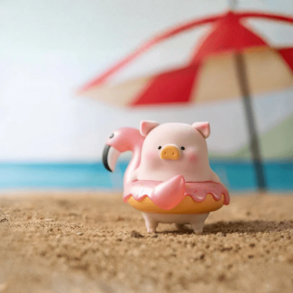 LuLu the Piggy Beach Party Blind Box Figure - Image 8