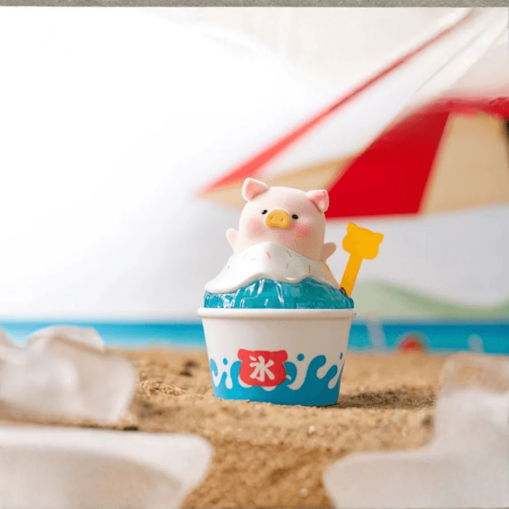 LuLu the Piggy Beach Party Blind Box Figure - Image 9