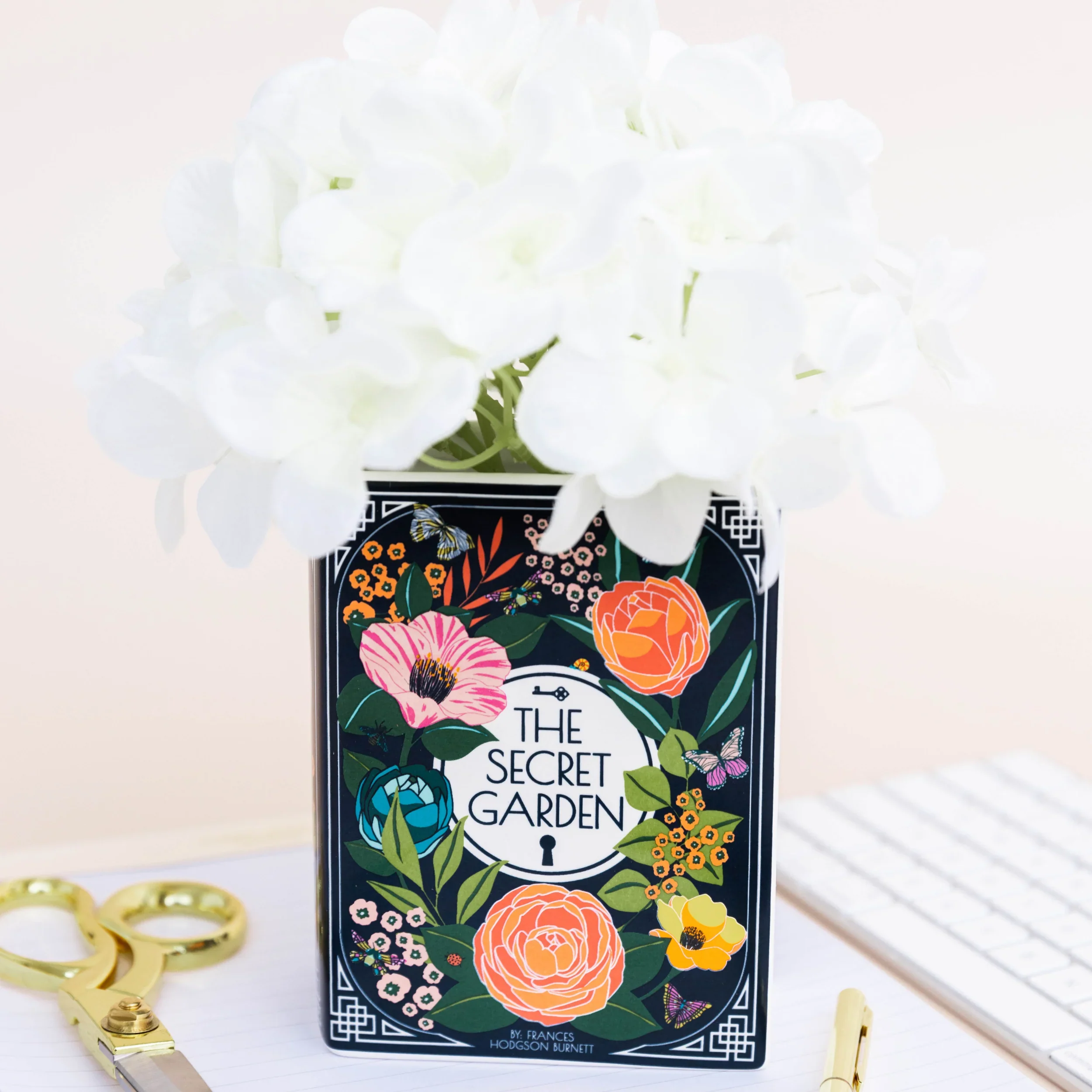 Secret Garden Small Book Vase - Image 4