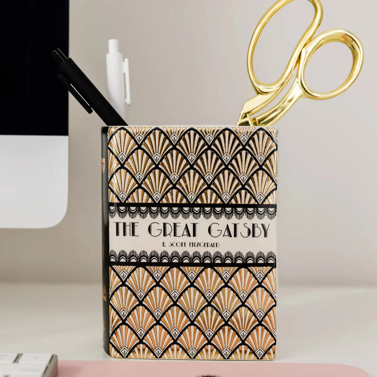 Great Gatsby Art Deco Book Vase - Image 4